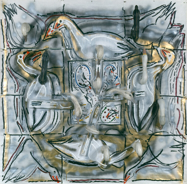 Jean Paul Riopelle, Soufflé d&#8217;oies, techniques mixtes sur papier, collage et montage sur support de bois et ajouts de têtes d&#8217;appelants, 160 x 160 cm (1982) © Succession Jean Paul Riopelle / Droits d’auteur arts visuels &#8211; CARCC (2023)
